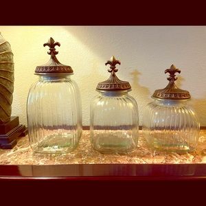 Kirklands 3 piece canister